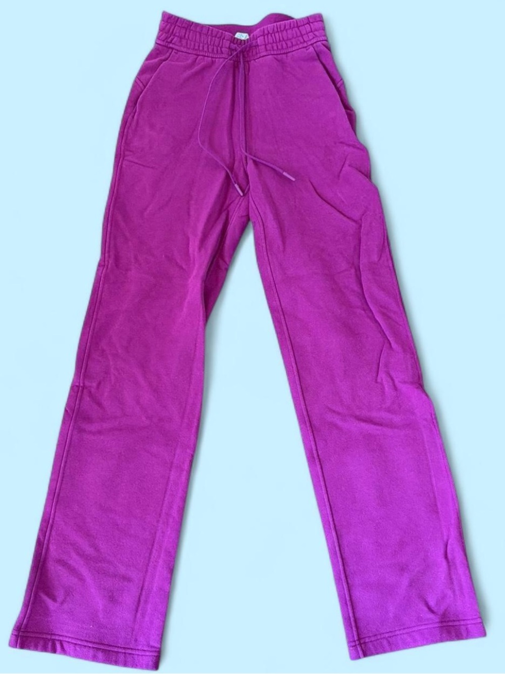 Lululemon wide leg scuba sweatpants size 2 like new